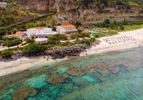 Borgo di Riaci Beach Resort Santa Domenica